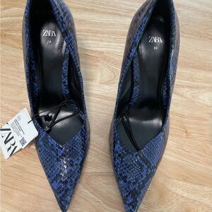Zara Elegant Blue Patterned Heels